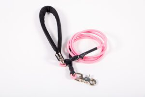 A Small Single Bungee Leash in Pink